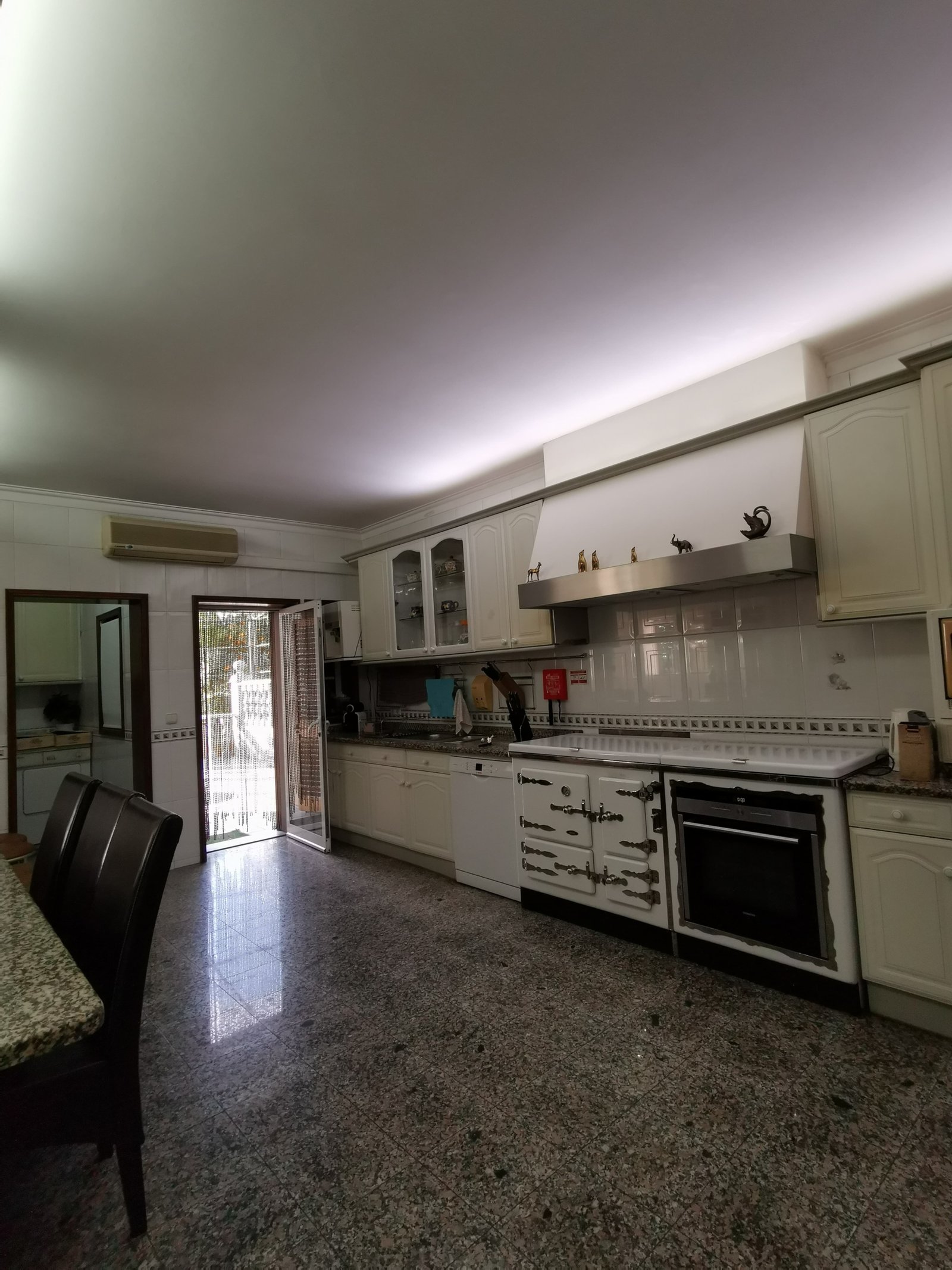 WhatsApp Image 2025-04-15 at 12.21.31 (2)